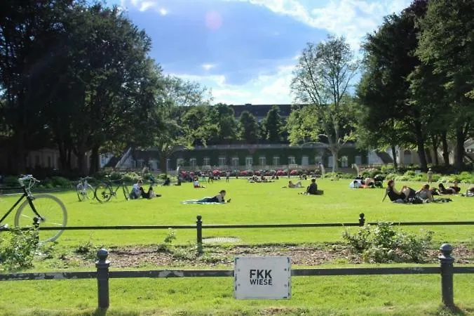 Berlin Mal Anders Erleben - Hier Tobt Das Leben Německo